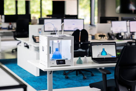 UltiMaker S3 Desktop 3D Printer